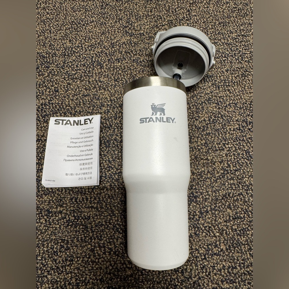 Stanley 20 oz Stainless Steel Ice Flow 2.0 Flip
Straw Tumbler Frost